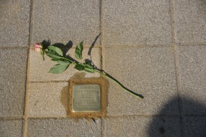 Heinrich K.W. Prühs, Stolperstein: unterer Steanacker, Helgoland, Verlegung 17.4.2010 (Foto M. Richters)